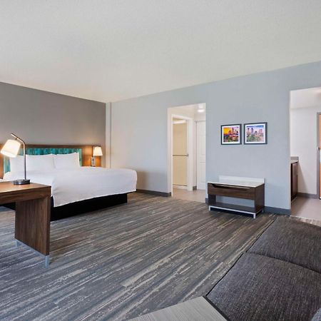 Seffner Hampton Inn & Suites Tampa East Casino Area מראה חיצוני תמונה