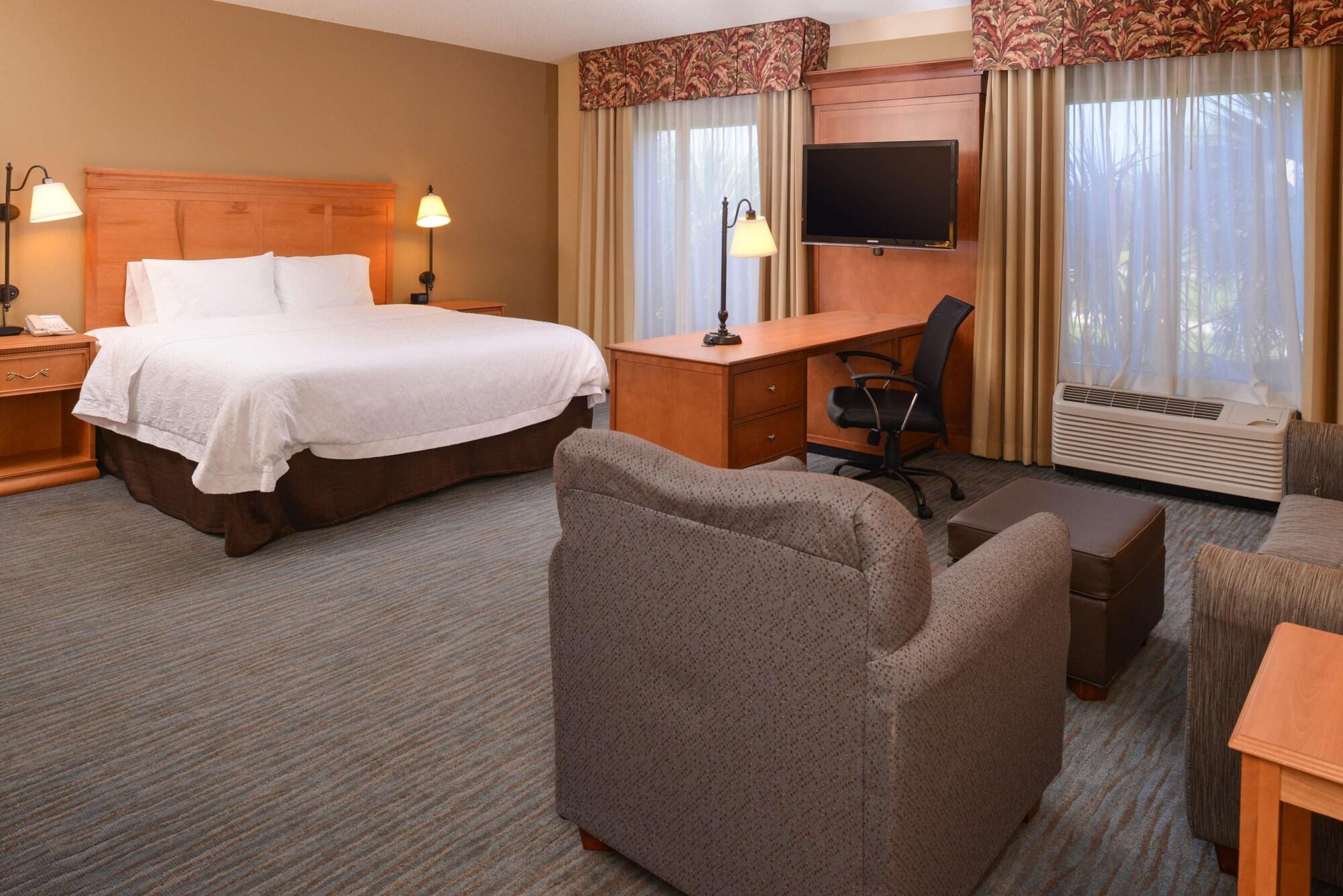 Seffner Hampton Inn & Suites Tampa East Casino Area מראה חיצוני תמונה