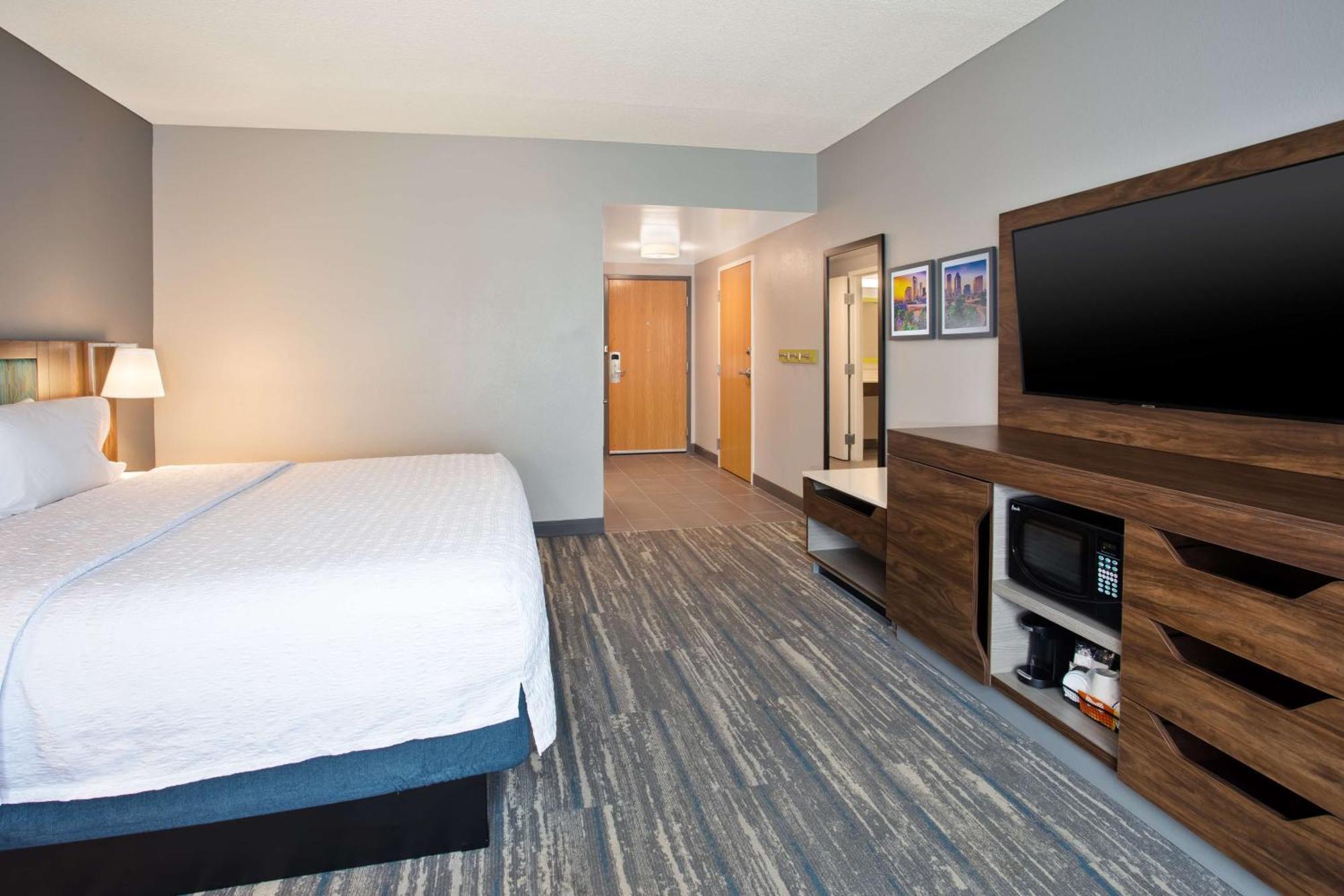 Seffner Hampton Inn & Suites Tampa East Casino Area מראה חיצוני תמונה